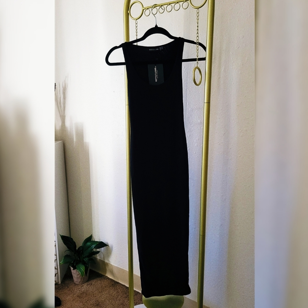 PRETTYLITTLETHING Second Skin Black Scoop Neck Midi Dress